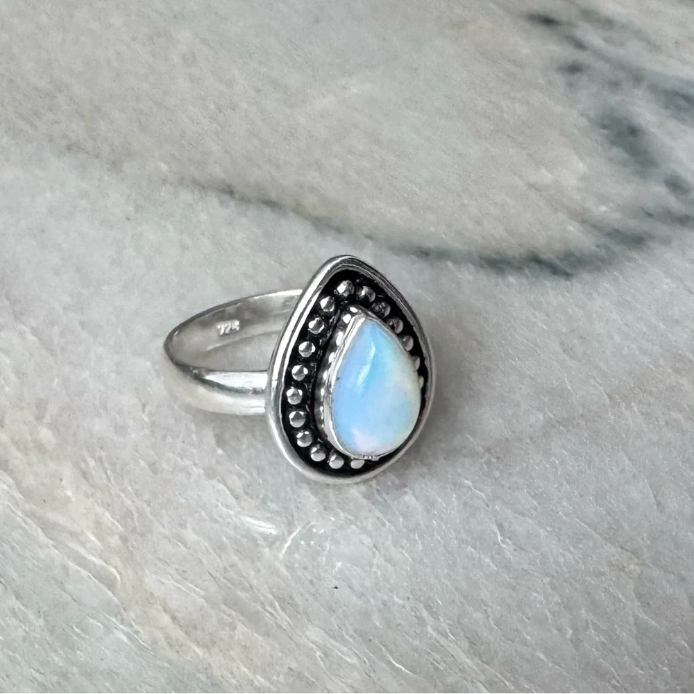NWOT Sundance Moonlight Rain Ring, Opalite, Sterling Silver